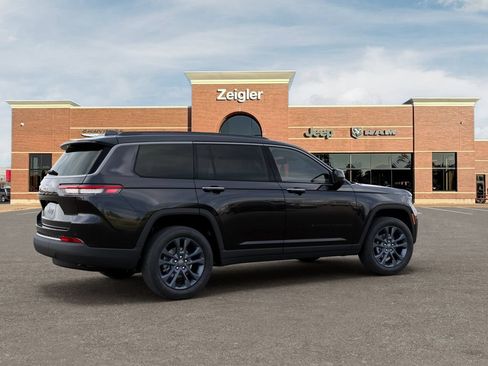 New 2026 Jeep Grand Cherokee L Limited AWD/4WD image 4