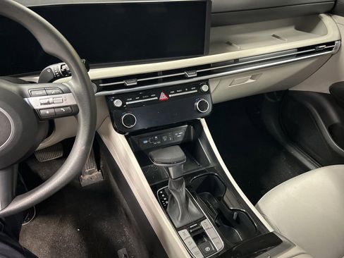 Used 2025 Hyundai Tucson SEL image 4