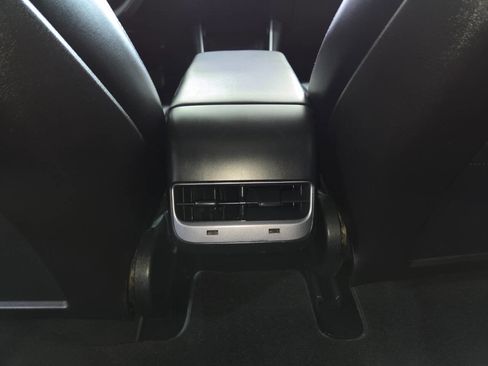 Used 2019 Tesla Model 3 Standard Range Plus RWD image 23