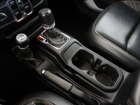 Used 2023 Jeep Gladiator Overland image 28