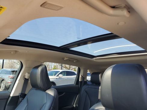 Certified 2023 Lincoln Nautilus Reserve w/ Monochromatic Package image 11