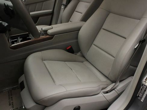 Used 2012 Mercedes-Benz E 350 4MATIC Sedan image 18