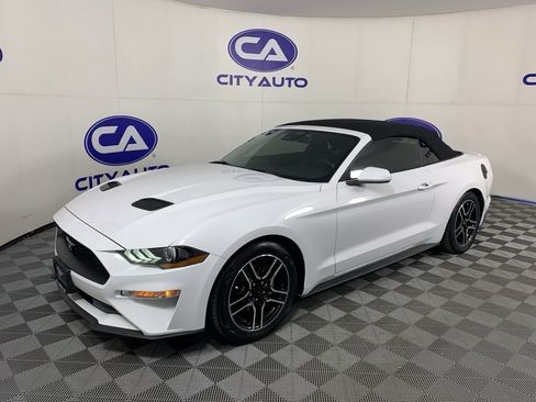 Used 2021 Ford Mustang Premium RWD image 7