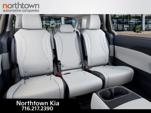New 2026 Kia Carnival SX Prestige FWD image 17