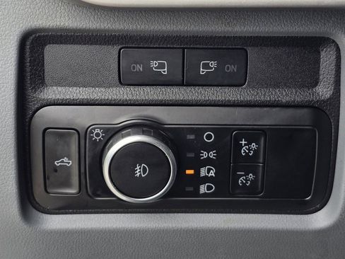 Used 2023 Ford F350 XLT image 15