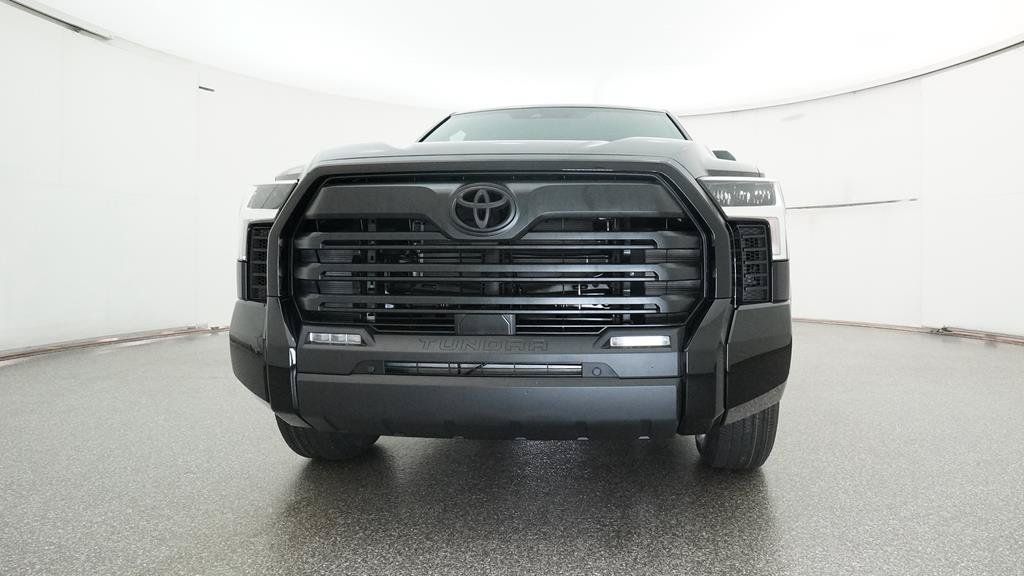 New 2025 Toyota Tundra SR5 w/ SR5 Convenience Package AWD/4WD image 18