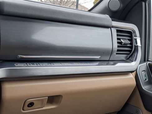 Used 2023 Ford F350 Lariat w/ FX4 Off-Road Package image 17