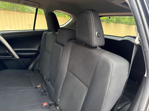 Used 2018 Toyota RAV4 XLE w/ Plus Extra Value Package AWD/4WD image 24