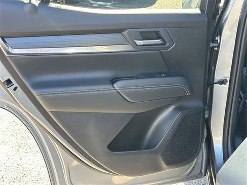 New 2026 GMC Terrain Elevation image 24