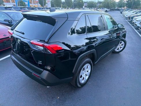 Certified 2025 Toyota RAV4 LE AWD/4WD image 5