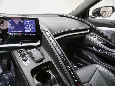 Used 2022 Chevrolet Corvette Stingray Premium Conv w/ Z51 Performance Package RWD image 15