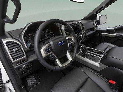 Used 2019 Ford F150 King Ranch w/ Equipment Group 601A Luxury AWD/4WD image 43