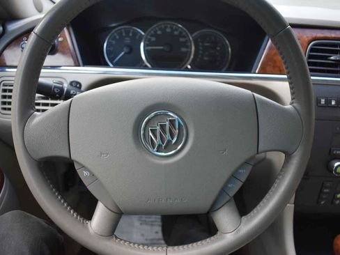 Used 2005 Buick LaCrosse CXL FWD image 20