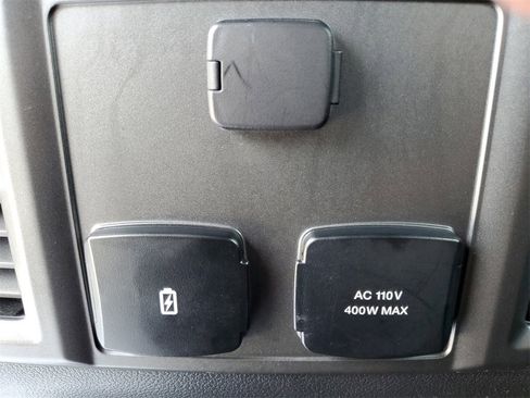 Used 2019 Ford F150 XLT w/ Equipment Group 302A Luxury image 13