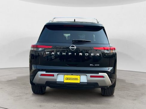Used 2023 Nissan Pathfinder SL AWD/4WD image 6