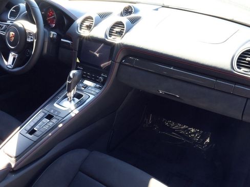 New 2025 Porsche 718 Boxster GTS image 25