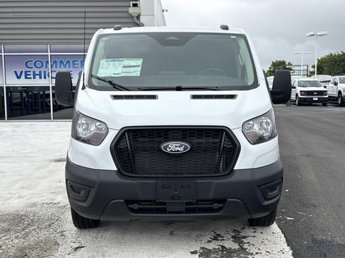 New 2026 Ford Transit 250 Low Roof w/ Load Area Protection Package RWD image 8