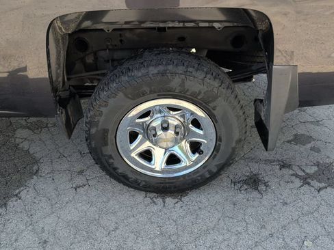 Used 2016 Chevrolet Silverado 1500 LS AWD/4WD image 28