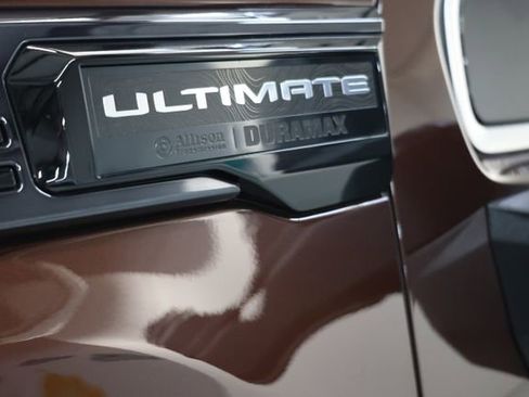 Used 2024 GMC Sierra 3500 Denali Ultimate AWD/4WD image 84