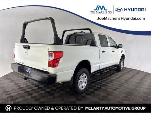Used 2022 Nissan Titan S w/ HD Front GAWR Package image 6