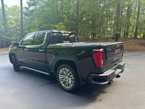 Used 2019 GMC Sierra 1500 Denali w/ Denali Ultimate Package AWD/4WD image 6