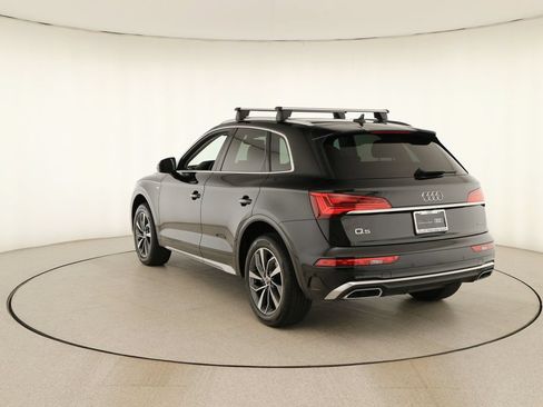 Certified 2023 Audi Q5 2.0T Premium Plus w/ Premium Plus Package AWD/4WD image 4