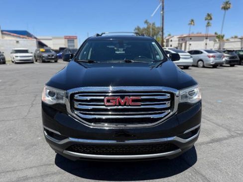 Used 2018 GMC Acadia SLT AWD/4WD image 8