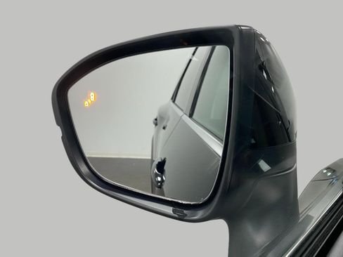 Certified 2024 Nissan Pathfinder SV AWD/4WD image 18