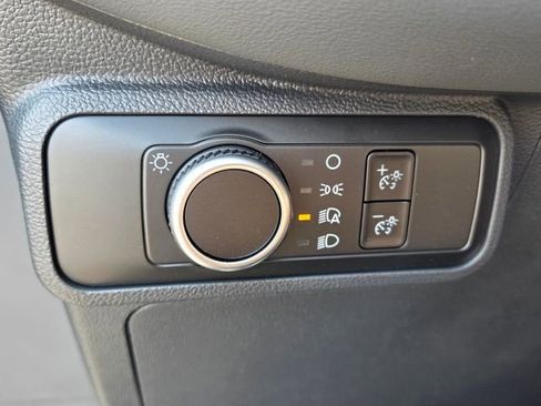 New 2026 Ford Explorer Active image 27