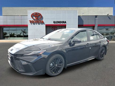 New 2026 Toyota Camry SE FWD image 7