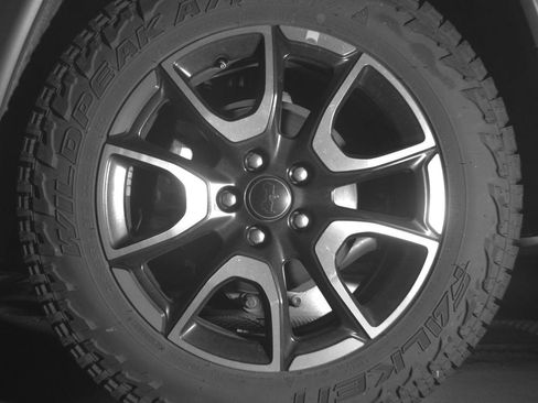 Used 2025 Jeep Compass Trailhawk AWD/4WD image 11