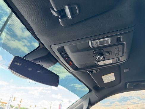 Used 2021 Chevrolet Tahoe Premier image 25