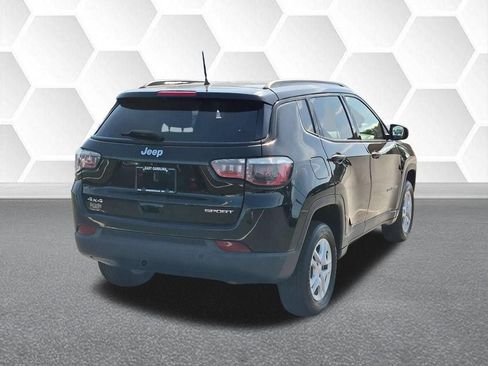 Used 2018 Jeep Compass Sport AWD/4WD image 3
