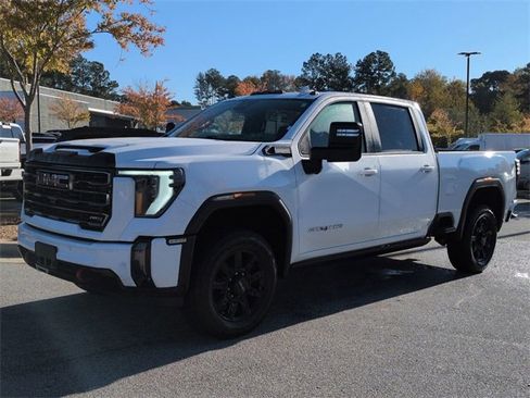 Used 2024 GMC Sierra 2500 AT4 w/ AT4 Premium Plus Package image 7