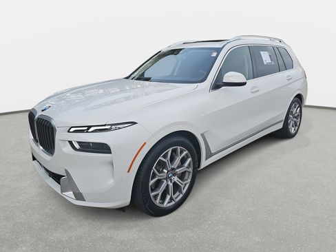 Certified 2024 BMW X7 xDrive40i w/ Premium Package image 1