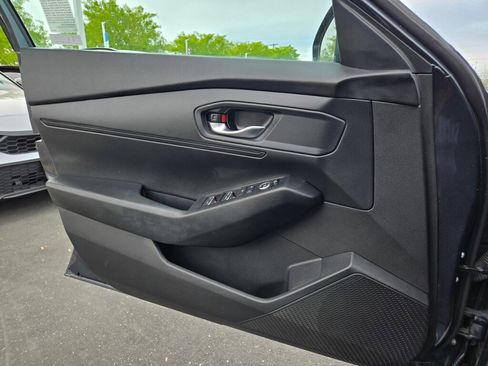 Used 2023 Honda Accord LX image 19