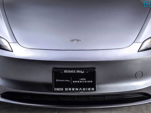 Used 2025 Tesla Model 3 Long Range image 10