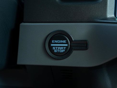 Used 2024 Ford Bronco Big Bend w/ Sasquatch Package AWD/4WD image 34
