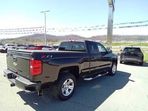 Used 2018 Chevrolet Silverado 1500 LT w/ All Star Edition image 4