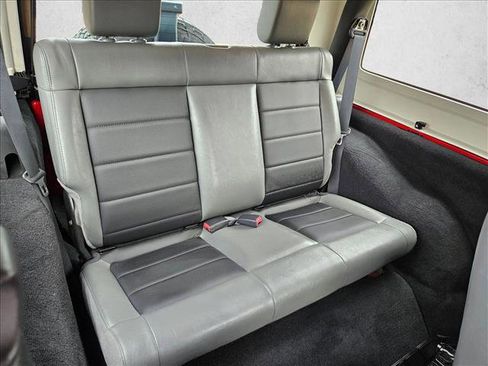 Used 2009 Jeep Wrangler X AWD/4WD image 17