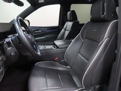 Used 2024 Cadillac Escalade Sport image 18