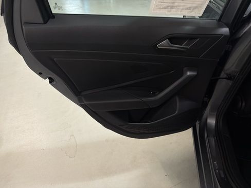 Certified 2022 Volkswagen Jetta Sport FWD image 17