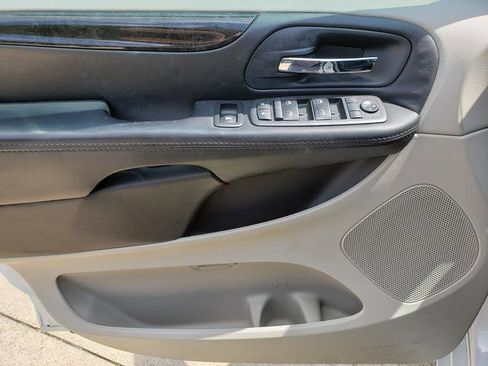 Used 2015 Dodge Grand Caravan SE w/ Quick Order Package 29E SE image 11