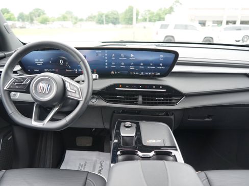 Used 2025 Buick Enclave Sport Touring FWD image 21