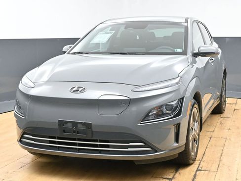 Used 2023 Hyundai Kona SE image 5