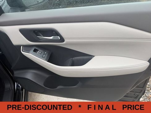 Used 2023 Nissan Rogue SL AWD/4WD image 54