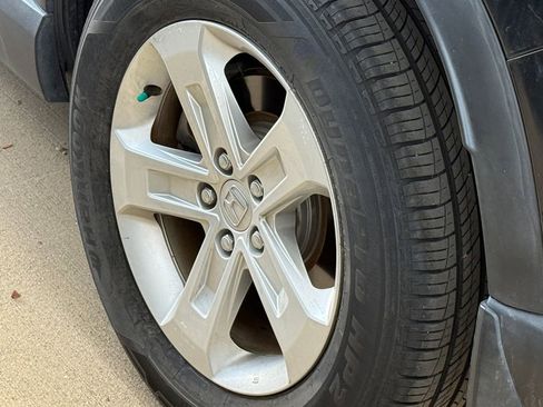 Certified 2023 Honda Pilot LX image 8