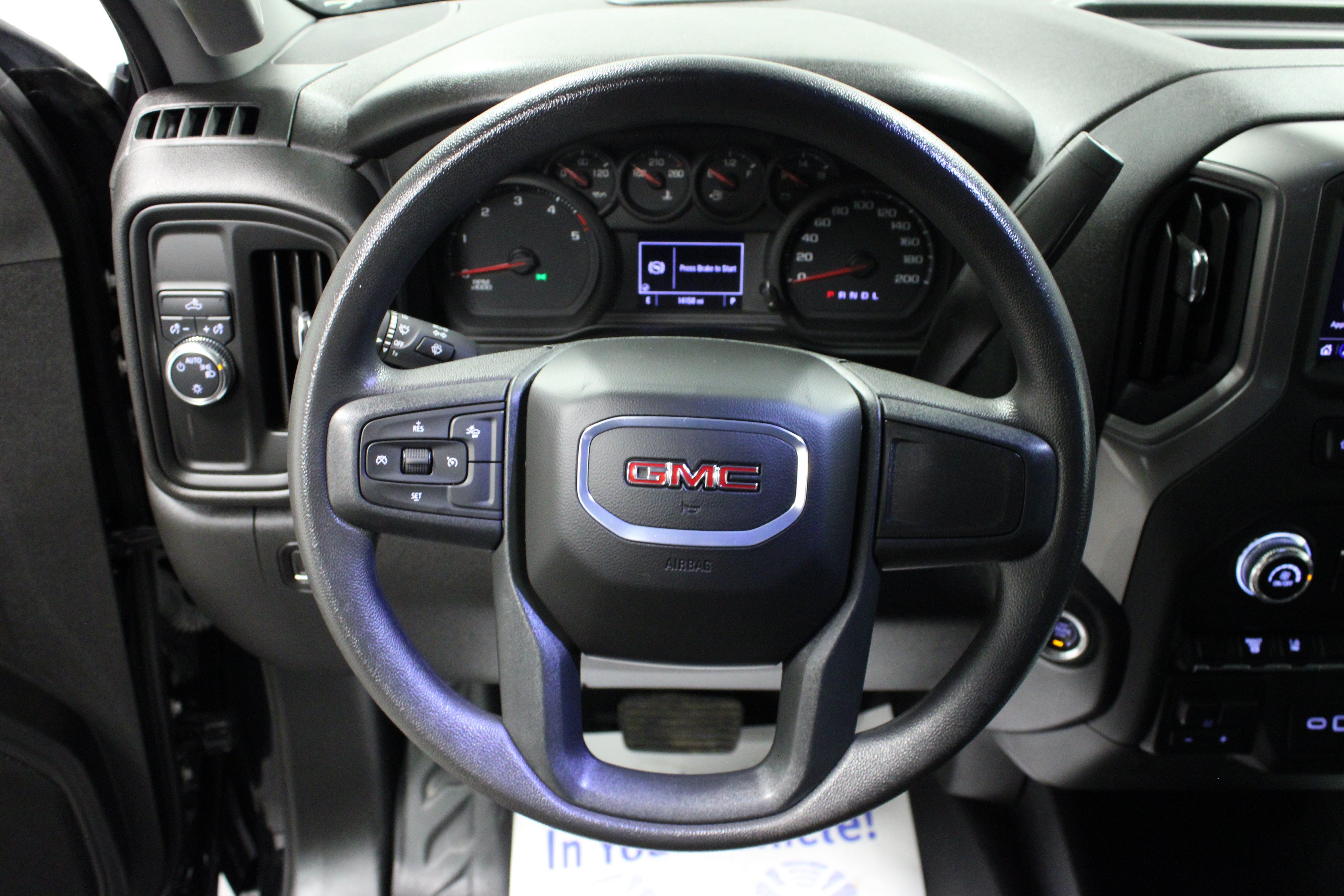 Used 2024 GMC Sierra 3500 Pro RWD image 17
