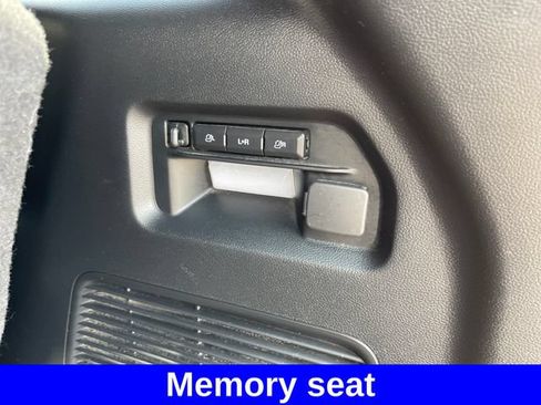 Used 2023 Ford Explorer ST w/ Equipment Group 401A AWD/4WD image 33