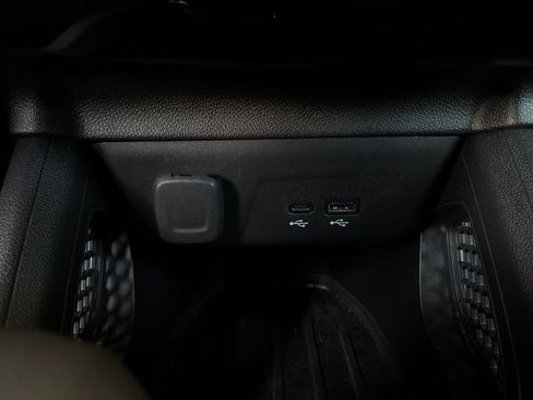 Used 2025 Chevrolet TrailBlazer LT w/ Driver Confidence Package AWD/4WD image 24